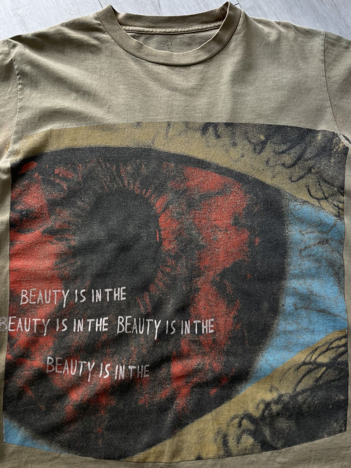 Travis Scott Travis Scott Astroworld Houston 2019 Eye T-Shirt Sun Fade Size US L / EU 52-54 / 3 - 5 Thumbnail