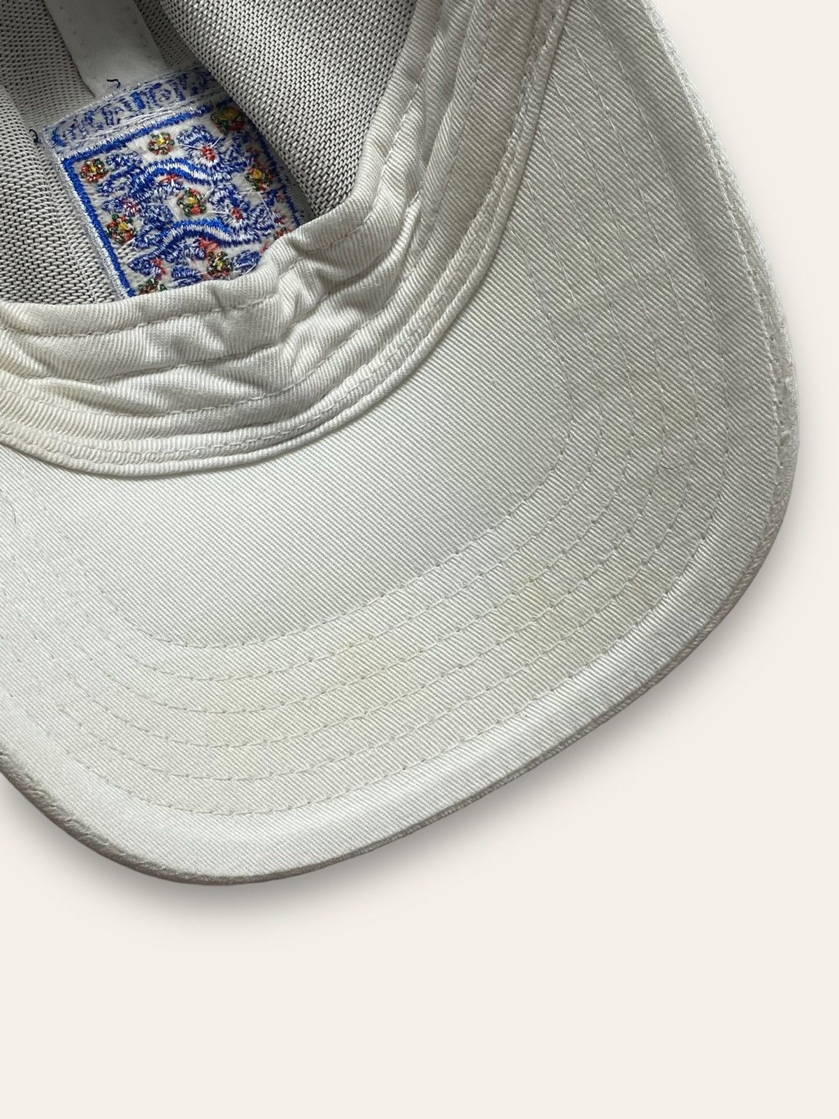 New Era Vintage NEW ERA EGLAND FOOTBALL LEAGUE Soccer White Cap Y2K Size ONE SIZE - 7 Thumbnail