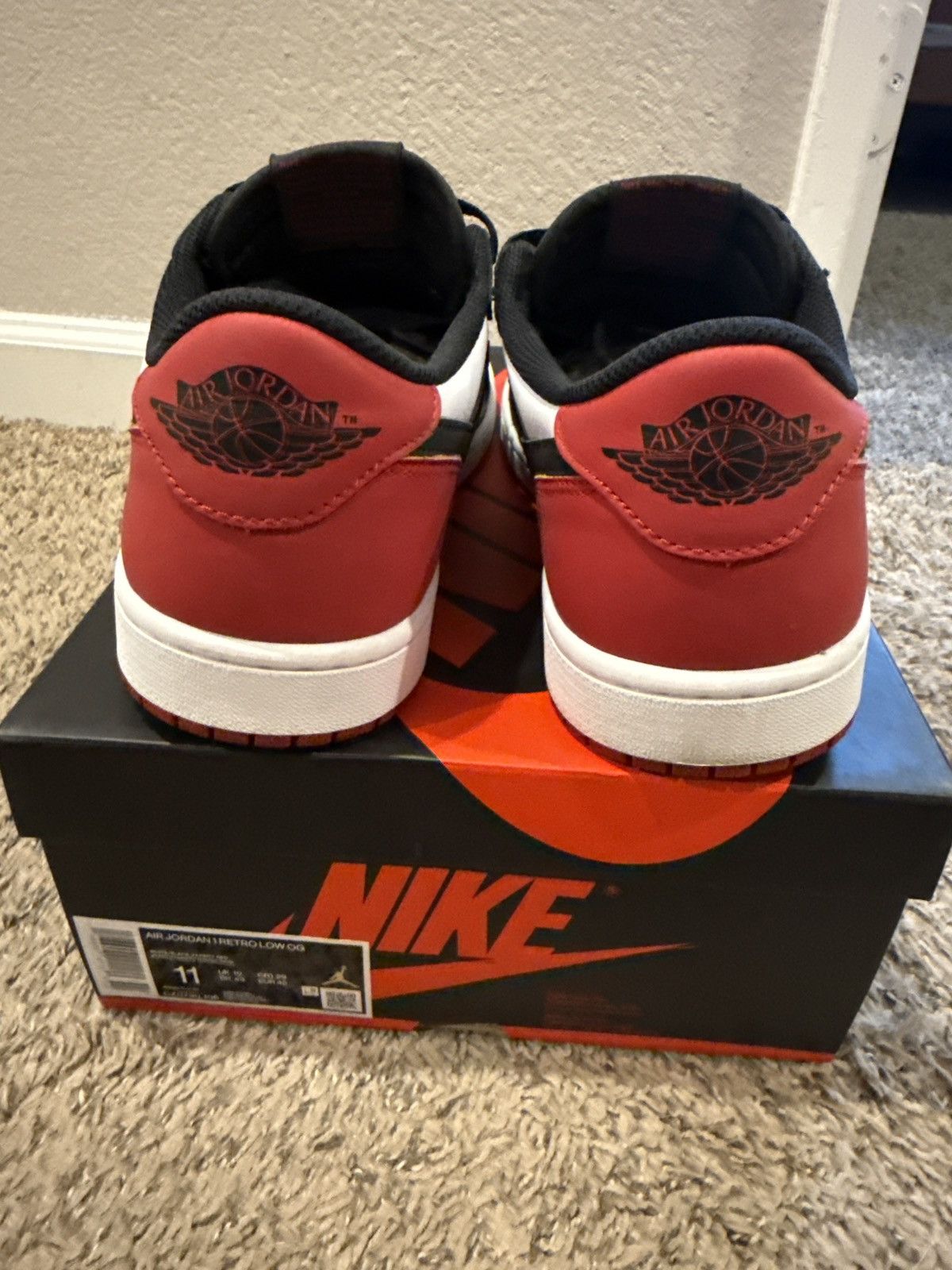 Nike Nike Air Jordan 1 Retro Low OG “Black Toe” Size US 11 / EU 44 - 5 Thumbnail