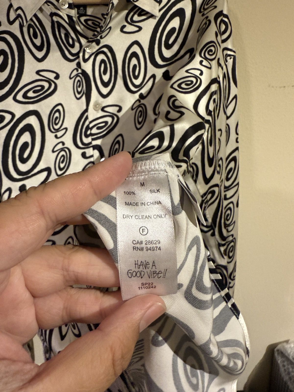 Stussy Stussy swirly S silk button up shirt Size US M / EU 48-50 / 2 - 5 Thumbnail
