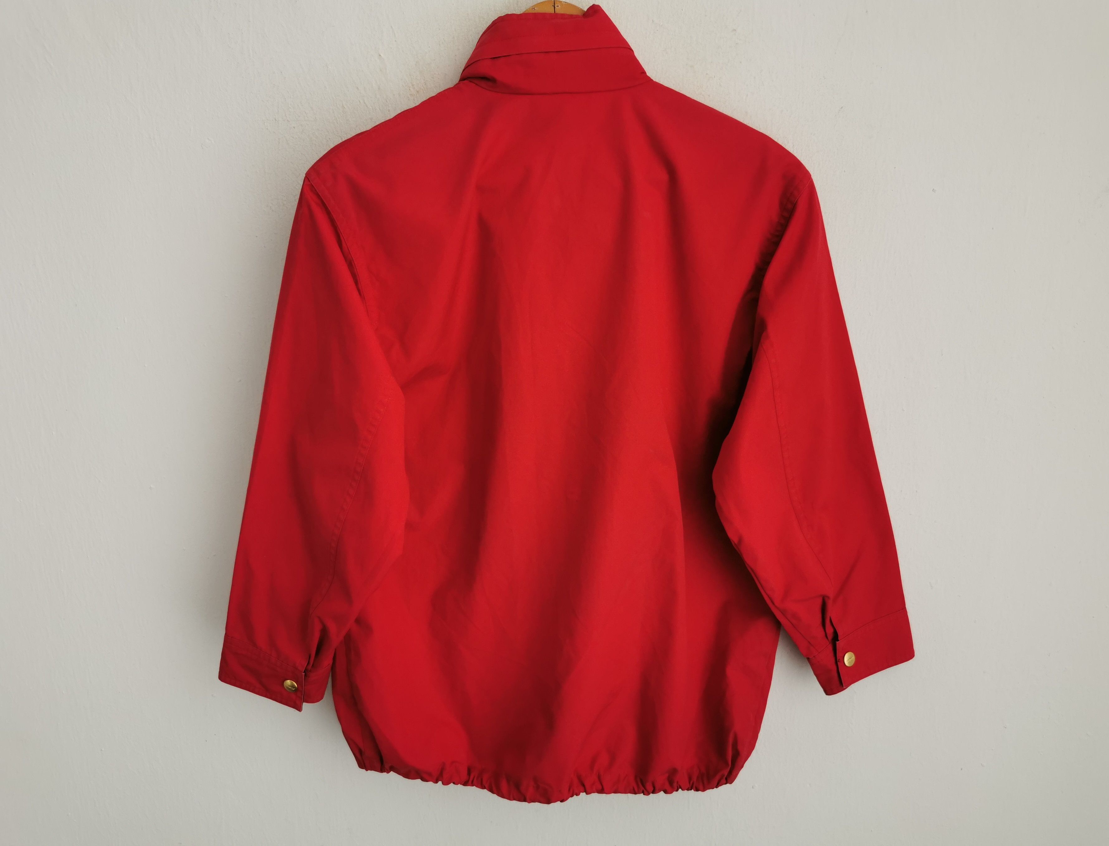 Burberry Vintage 90s Burberry Windbreaker Logo Made In Japan Size L Size US M / EU 48-50 / 2 - 3 Thumbnail