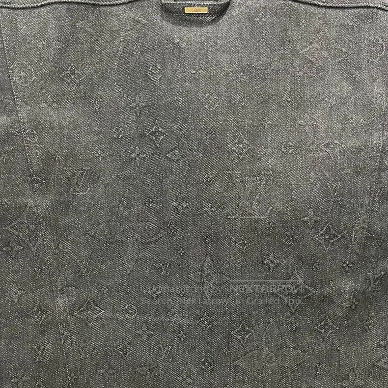 Louis Vuitton Louis Vuitton Dark print full print denim jacket Size US S / EU 44-46 / 1 - 3 Thumbnail