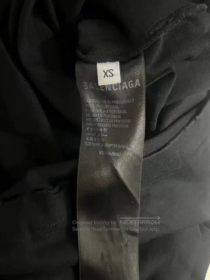 Balenciaga Balenciaga Big distressed letter short sleeve black XS Size US XS / EU 42 / 0 - 4 Thumbnail