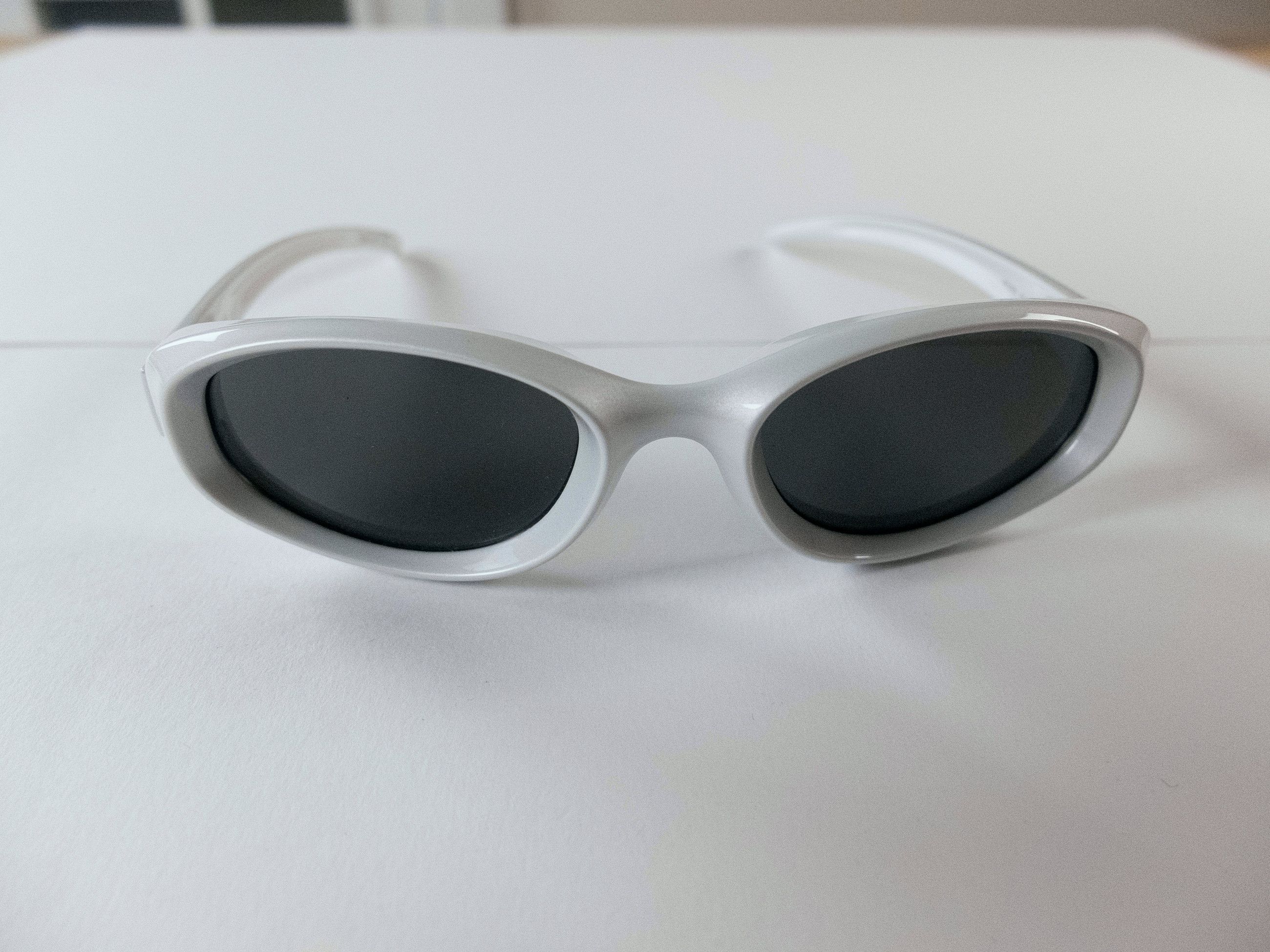 Bottega Veneta BOTTEGA VENETA Arch white oval injection sunglasses Size ONE SIZE - 4 Thumbnail
