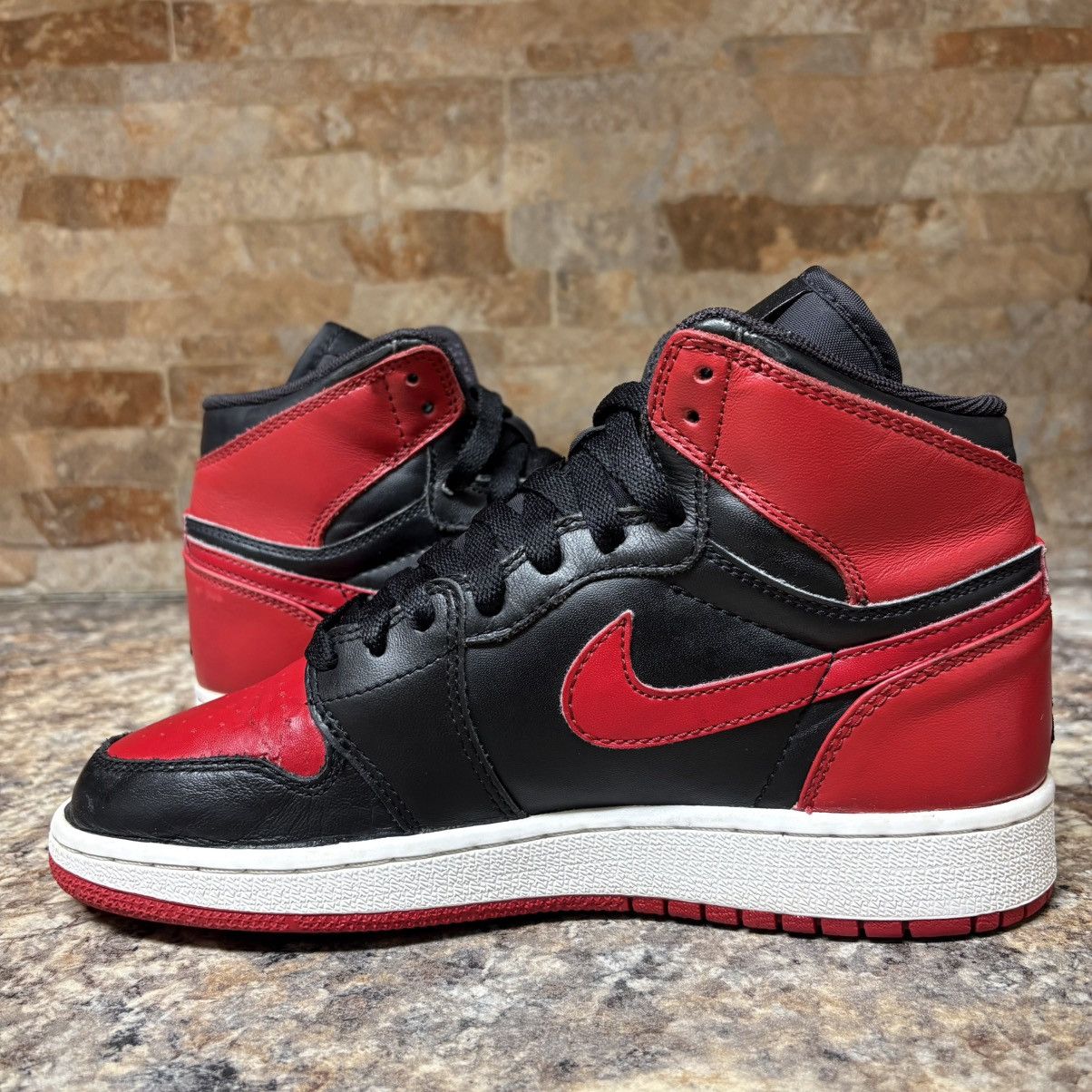 Jordan Brand Air Jordan 1 Retro DMP High GS Bulls x Celtics Pack Size 4.5 Size US 5 / EU 37 - 7 Thumbnail