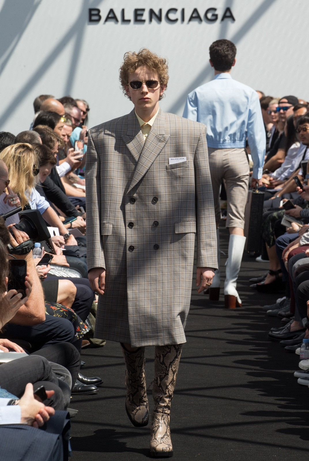 Balenciaga Balenciaga SS17 Boxy Coat Size US M / EU 48-50 / 2 - 10 Thumbnail