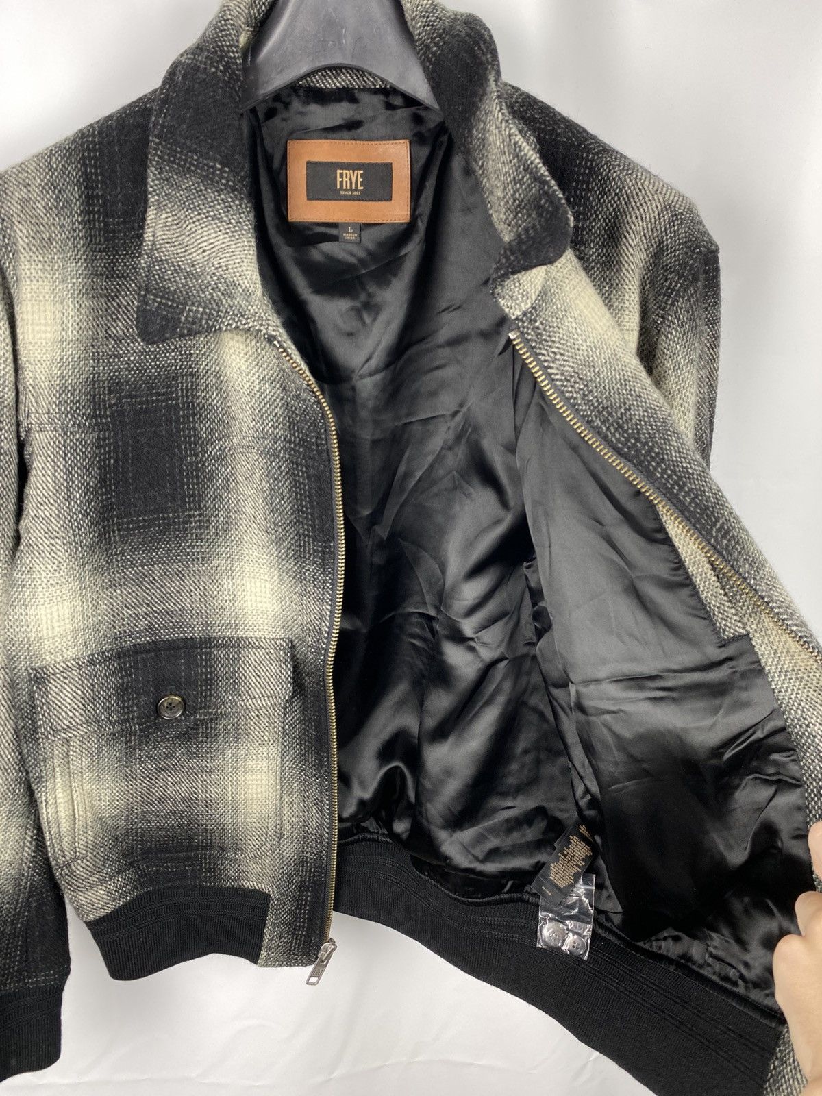 Frye Frye Dylan Shadow Plaid Wool Bomber Jacket size L Size US L / EU 52-54 / 3 - 13 Thumbnail