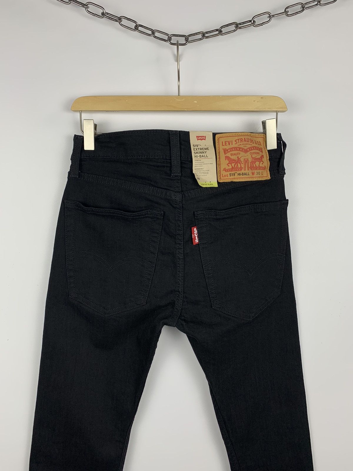 Levi's NWT Men’s Levi’s 519 Extreme Skinny Hi-Ball Black Jeans W30 Size US 30 / EU 46 - 2 Thumbnail