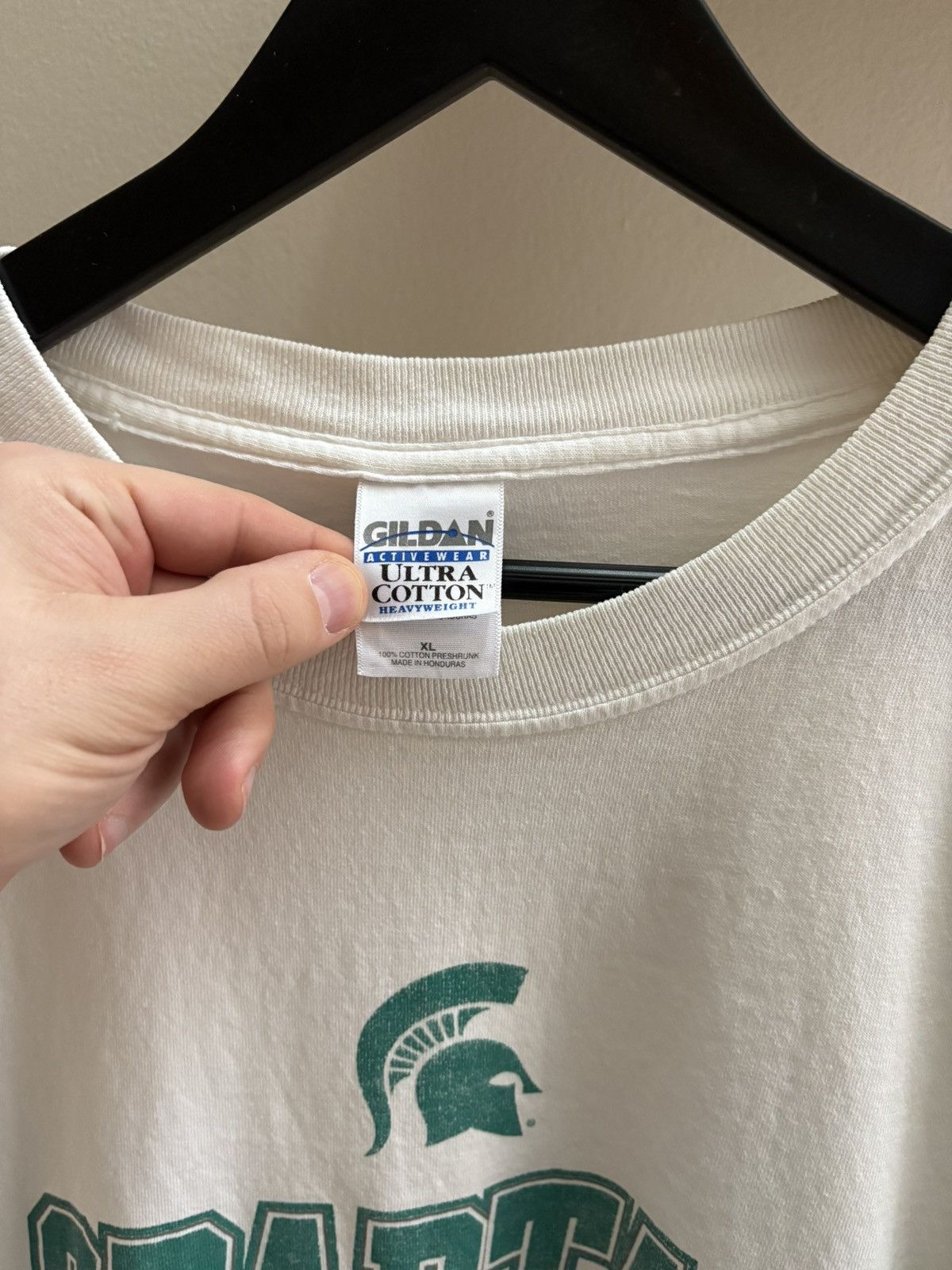 NCAA Michigan State Spartans VTG 90s Y2K white Gildan t-shirt Size US XL / EU 56 / 4 - 2 Thumbnail