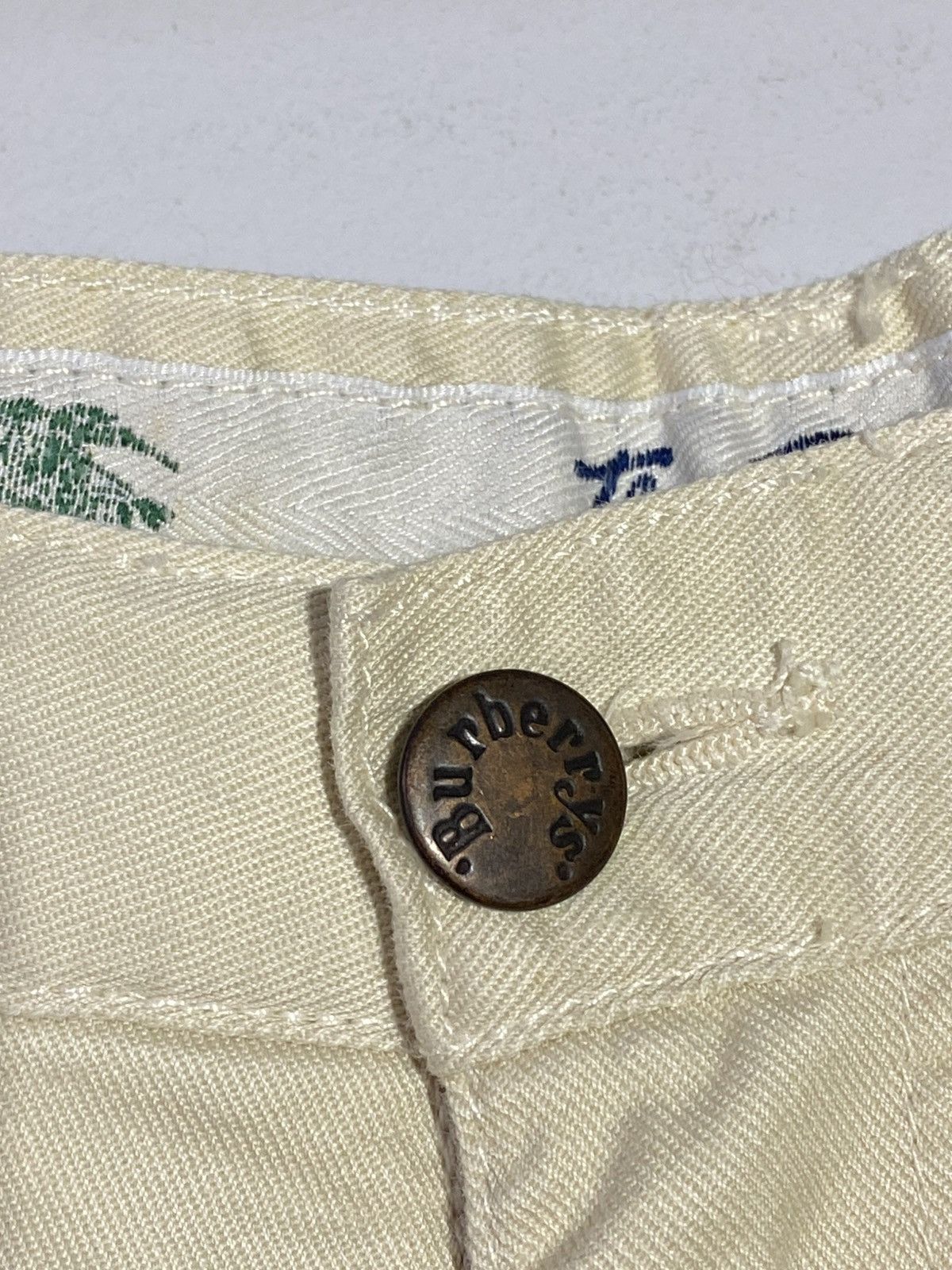 Burberry Vintage 90s Burberry’s Jeans Rare Beige Straight Pants Size US 31 - 13 Thumbnail