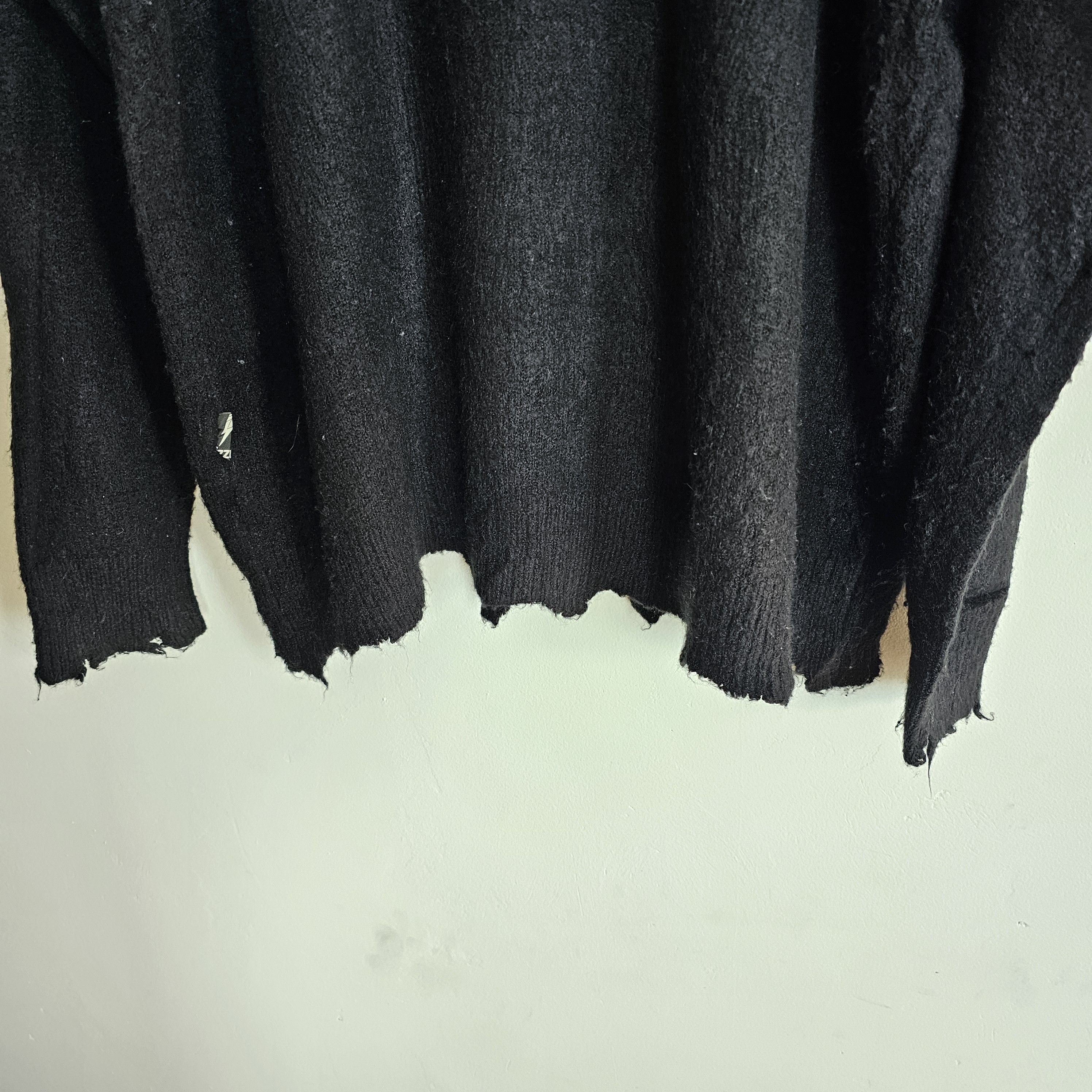 izzue Wool Mohair Izzue Reserve Distressed Knitwear Size US XL / EU 56 / 4 - 4 Thumbnail