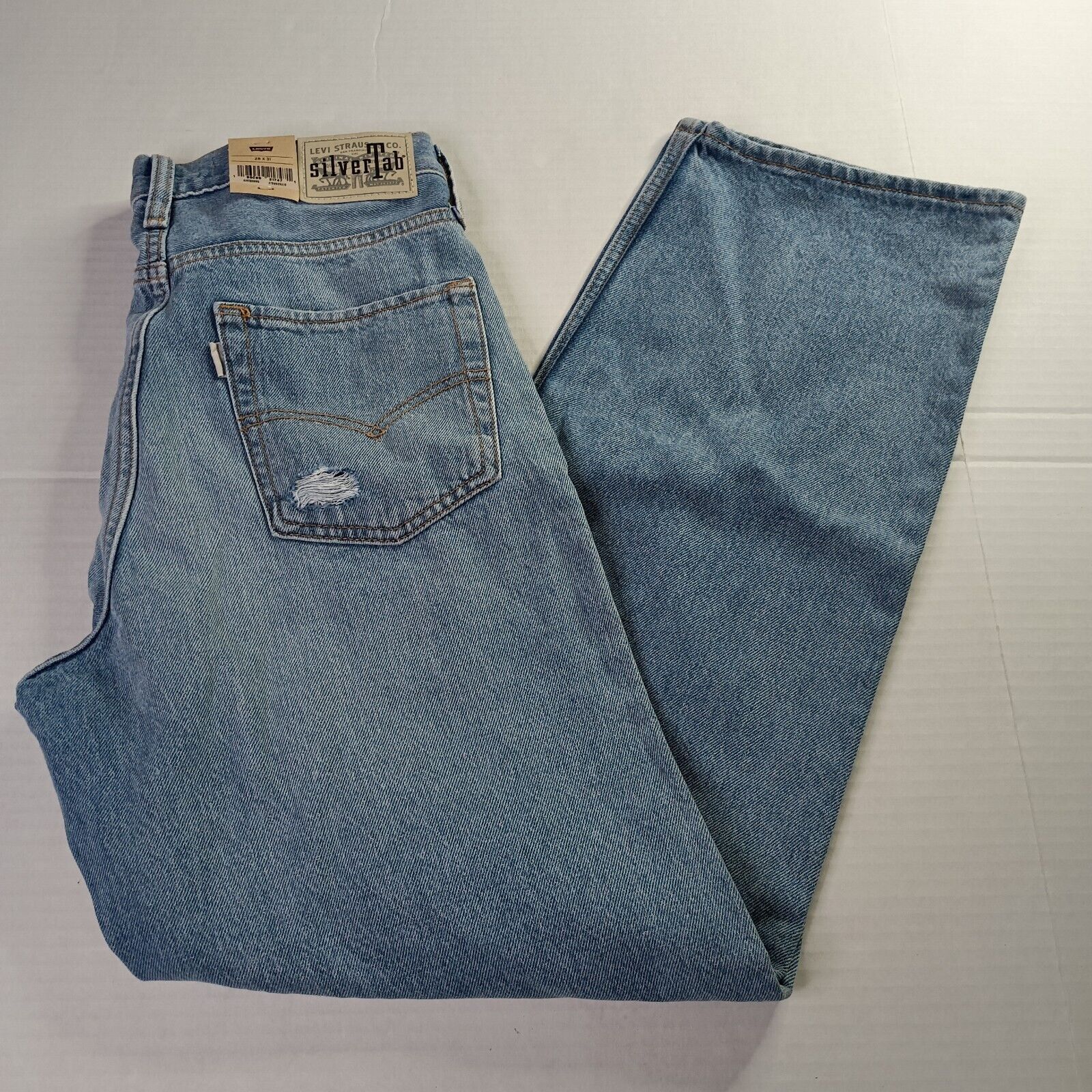 Levi's Levi's Silvertab 94 Baggy Distressed Jeans Womens Size 28x31 Size 28" / US 6 / IT 42 - 1 Thumbnail