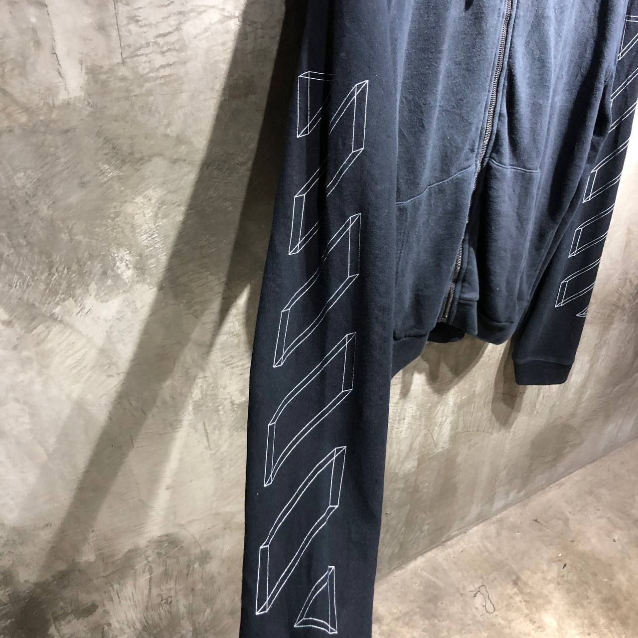 Off-White Off-white 3D stencil arrows zip up hoodie Size US L / EU 52-54 / 3 - 7 Thumbnail