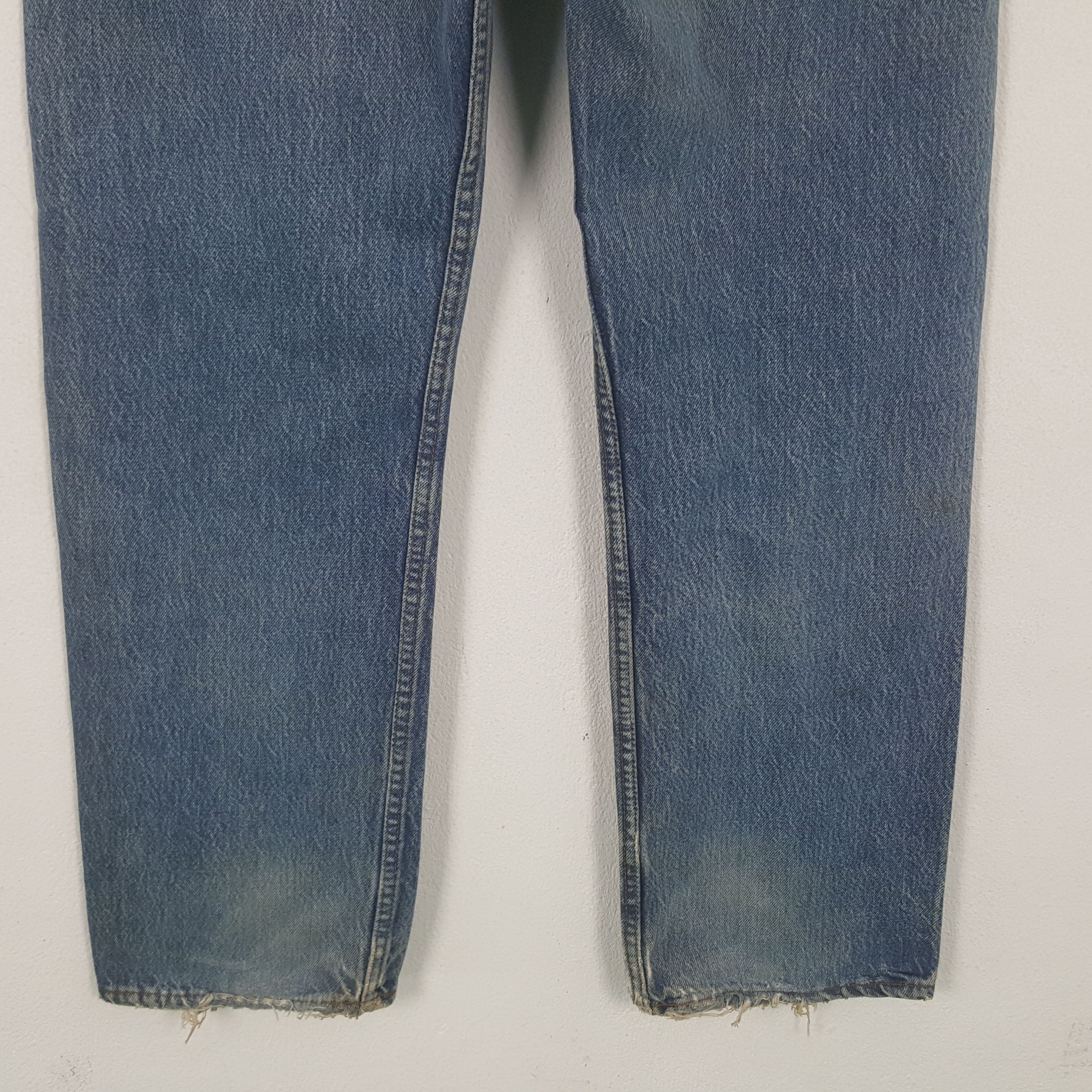Levi's Vintage Clothing Vintage Levis 501 Distressed Style Denim Jeans Size US 33 - 6 Thumbnail