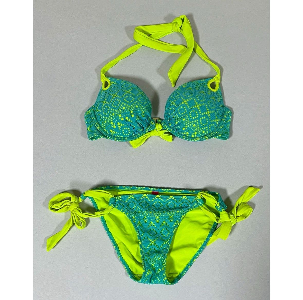 Designer × Victoria's Secret × Vintage Green Blue Lace Bikini Top (32C) and Bottoms (S) Set 🩵💚✨ Size ONE SIZE - 1 Thumbnail