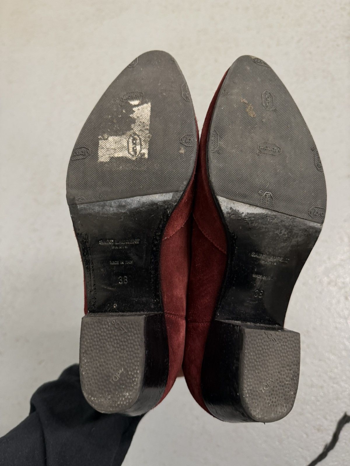 Saint Laurent Paris Saint Laurent Burgundy Suede Chelsea Boots Size US 8 / IT 38 - 10 Thumbnail