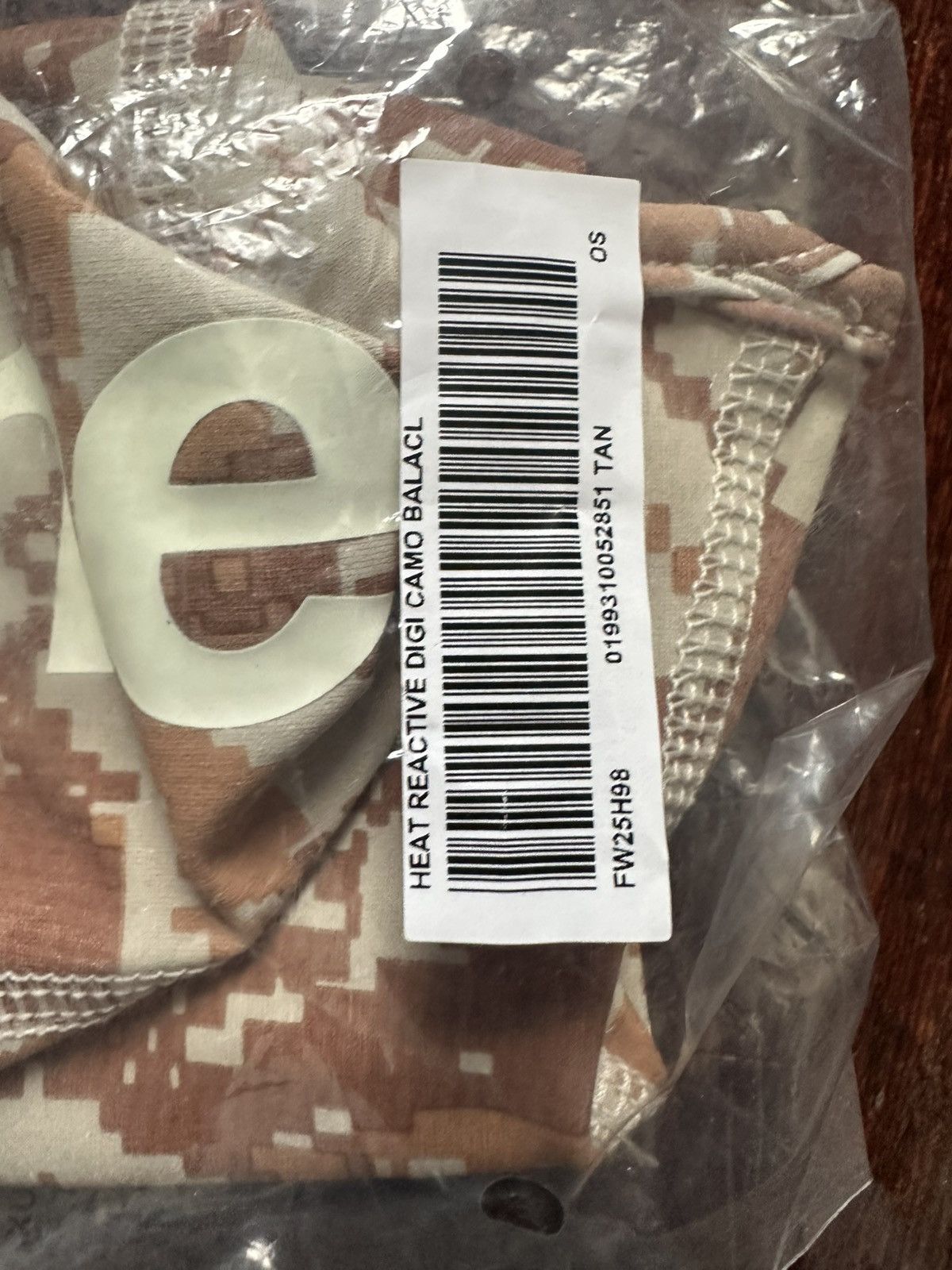 Supreme SUPREME HEAT REACTIVE DIGI CAMO BALACLAVA TAN Size ONE SIZE - 3 Thumbnail