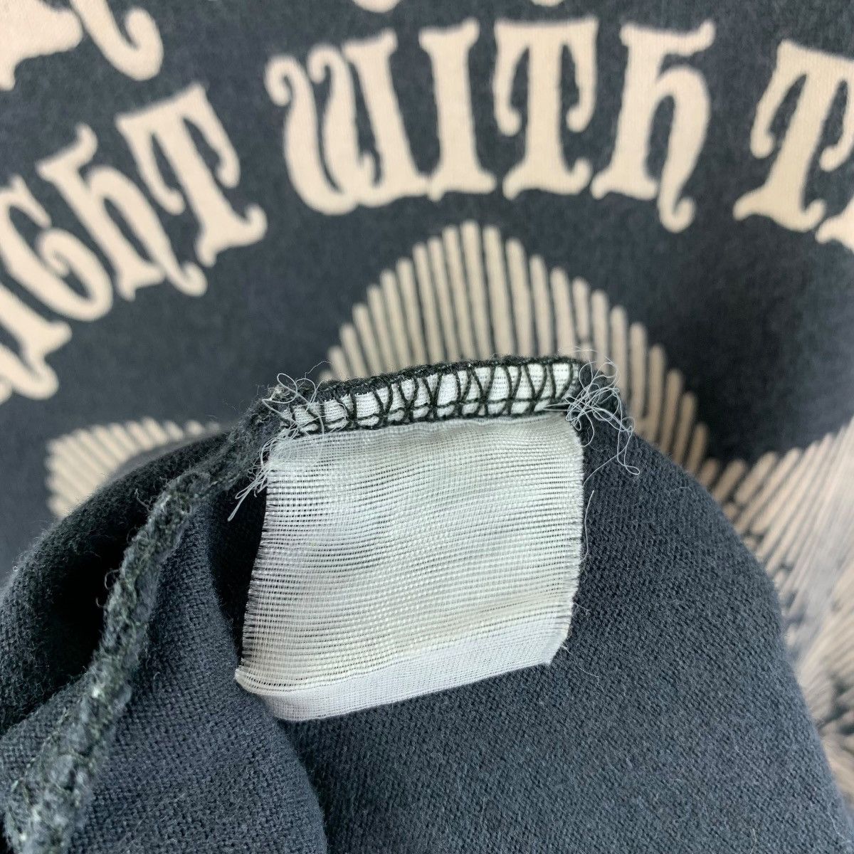 Japanese Brand Vintage BLOOD MASSAGE the tattoo is a splendid art tee Size US S / EU 44-46 / 1 - 10 Thumbnail