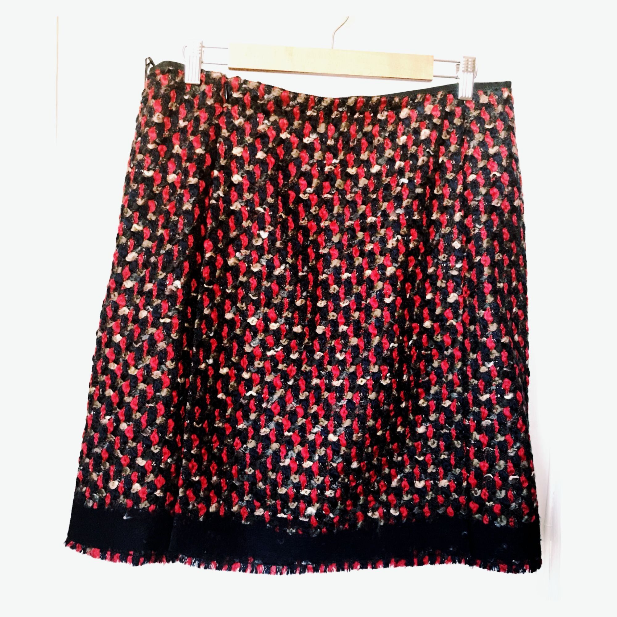 Prada Prada Fall 2010 Bouclé Tweed Skirt Made in Italy IT46 Size 32" / US 10 / IT 46 - 2 Thumbnail