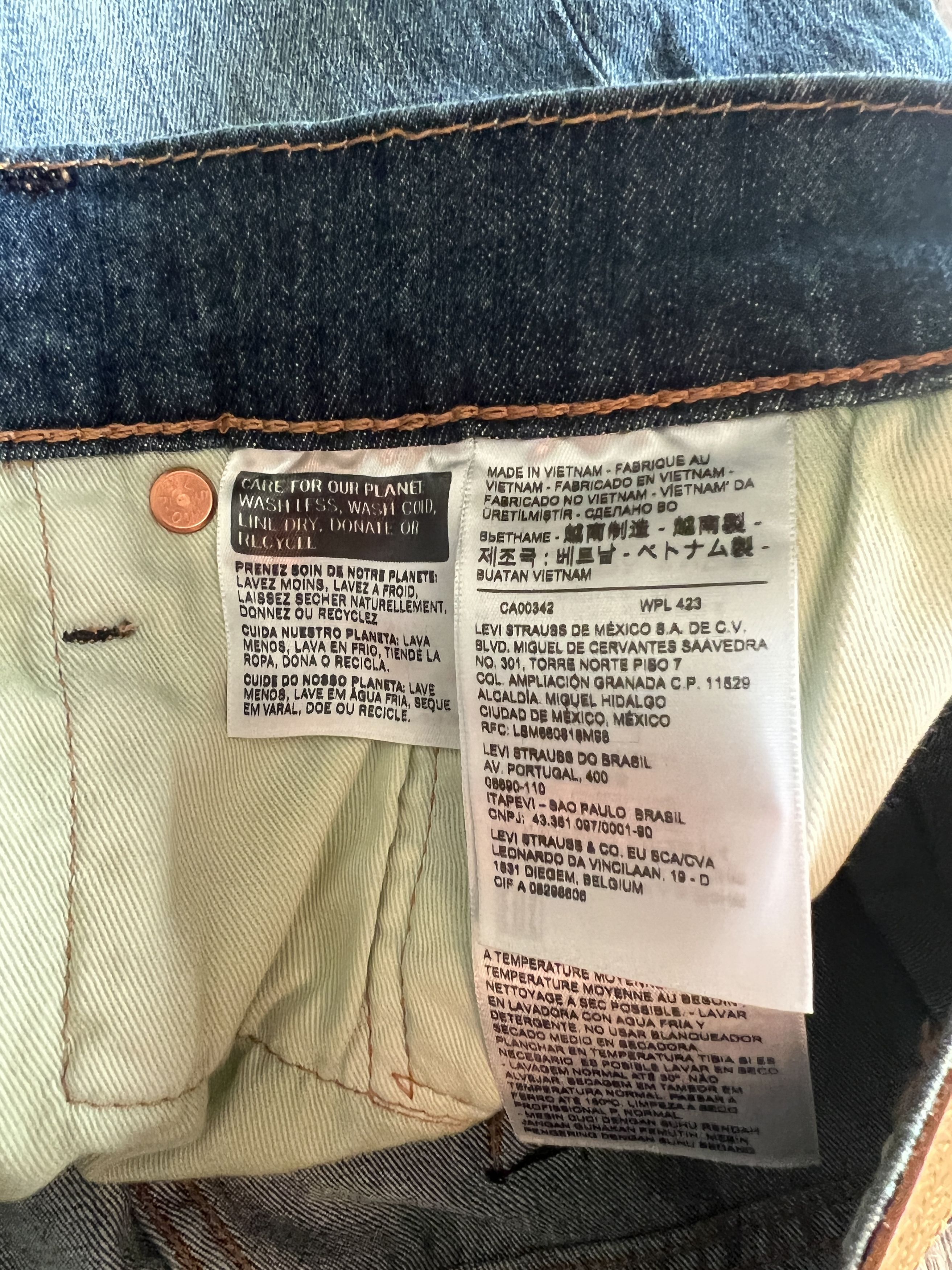 Levi's Levis Beruda Denim Shorts Size US 34 / EU 50 - 4 Thumbnail