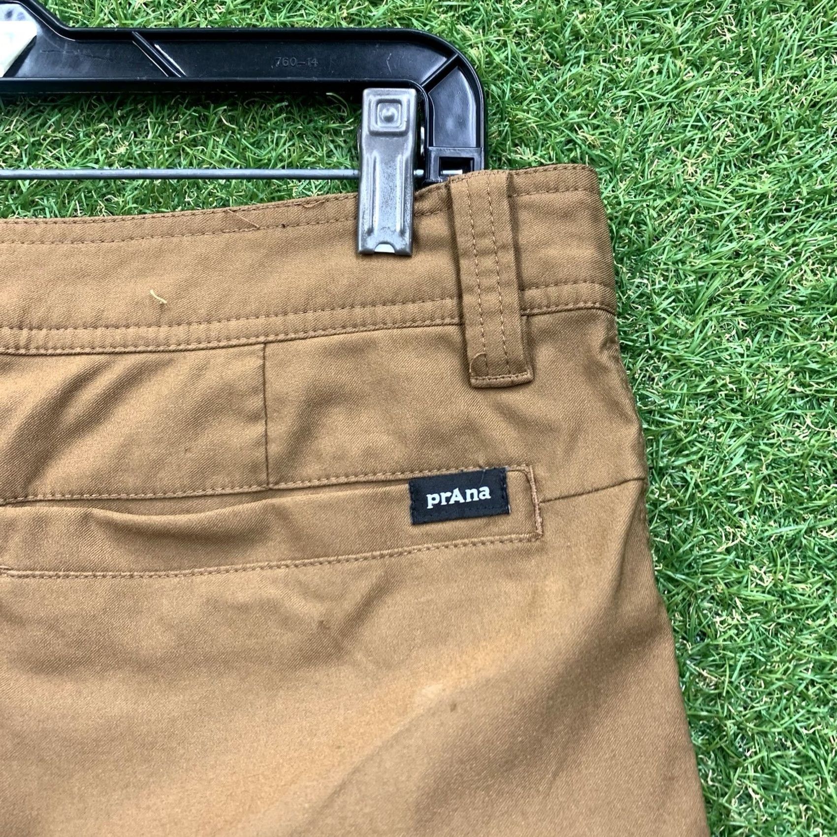 Prana prAna Shorts Mens 34 x9 Standard Fit Stretch Hiking Outdoor Brown M3VAHS116 Size US 34 / EU 50 - 3 Thumbnail