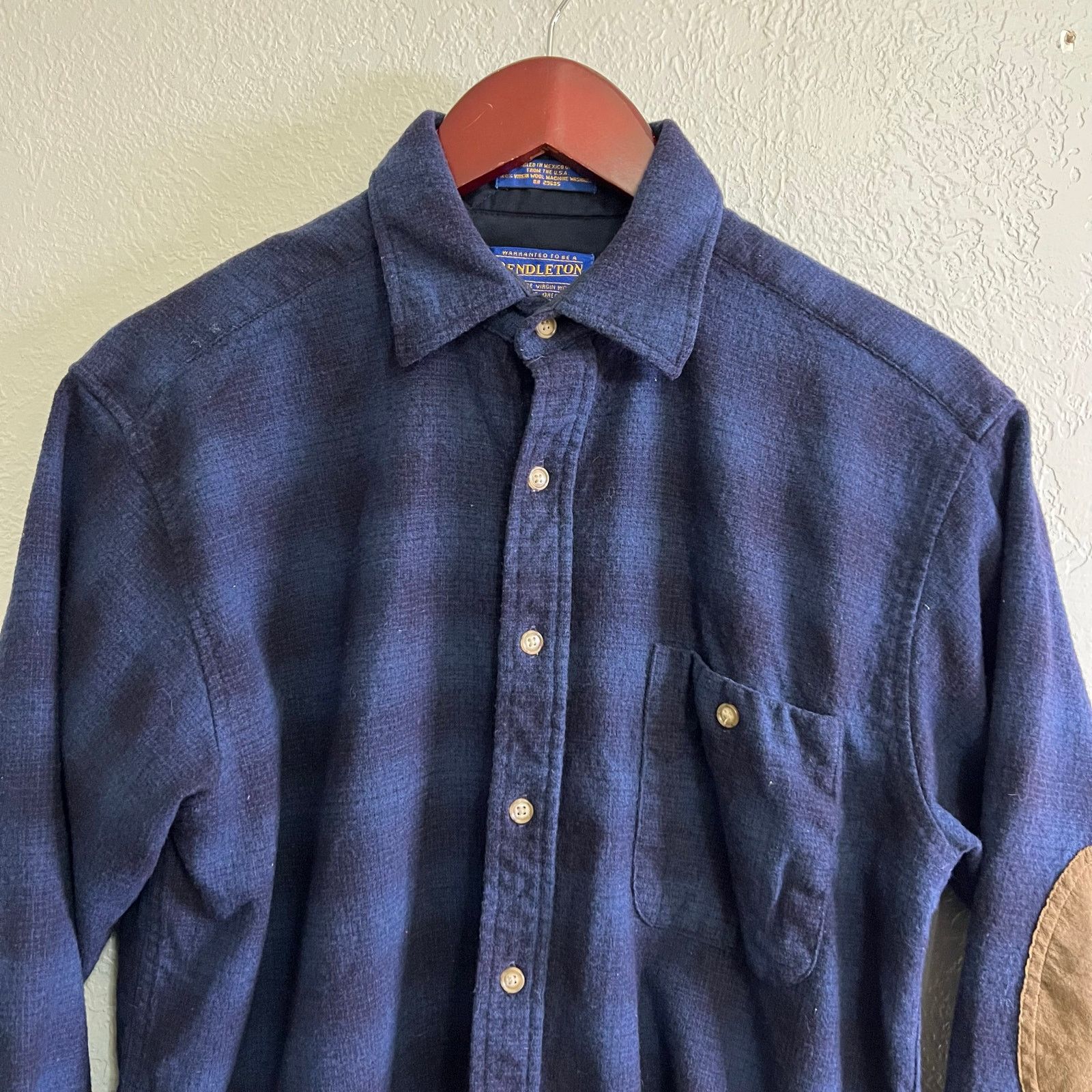 Pendleton Vintage Pendleton Wool Shirt Mens M Blue Elbow Patch Button Size US M / EU 48-50 / 2 - 4 Thumbnail