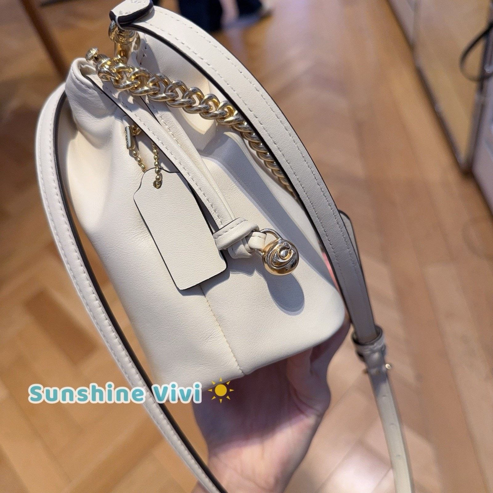 Coach NWT Coach Faye Mini Drawstring Bag Ruching CDB67 Gold/Chalk Size ONE SIZE - 4 Thumbnail