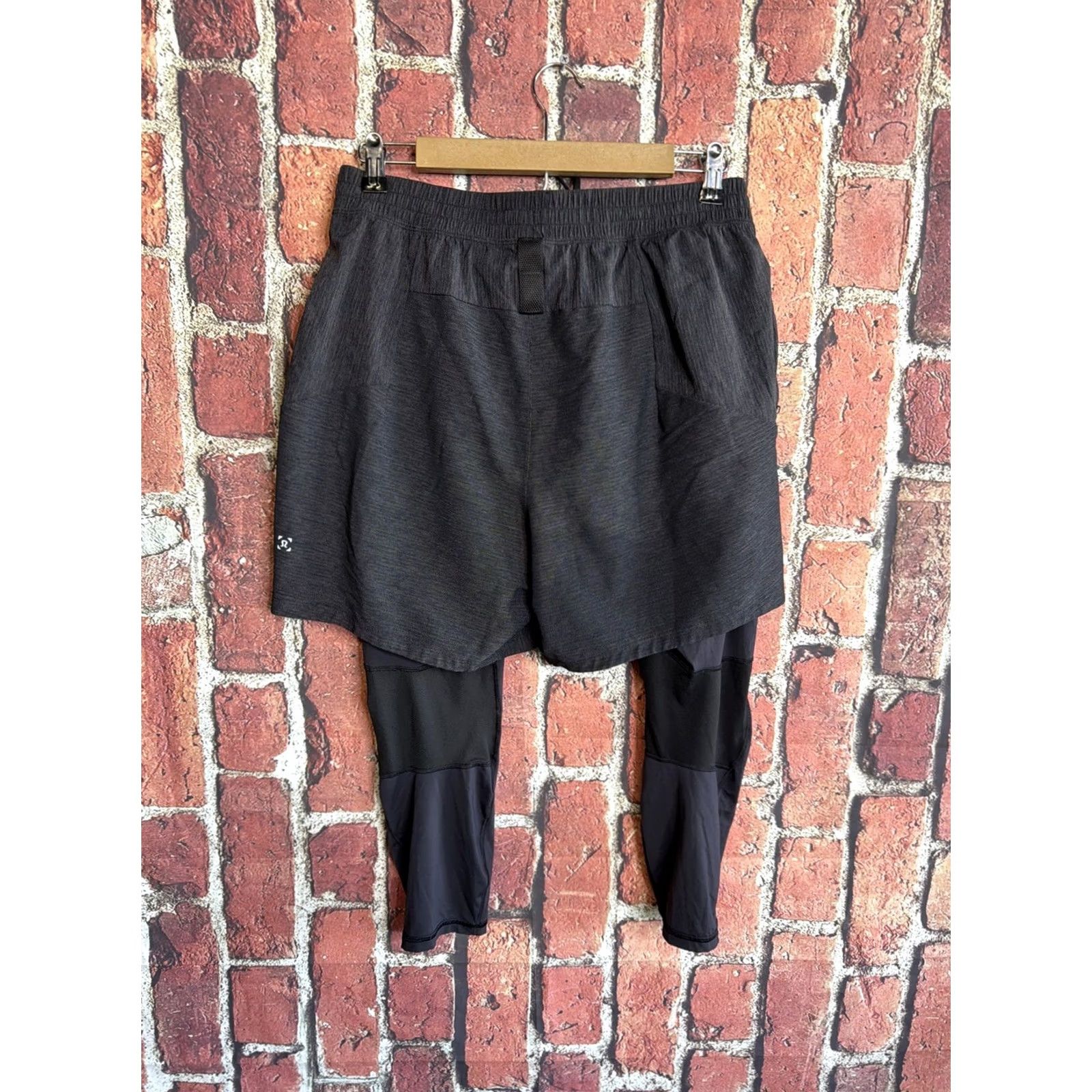 Lululemon Lululemon Shorts Hybrid Tight Gray Active Expert Yoga Gym Running Mens Sz L Size US 33 - 3 Thumbnail