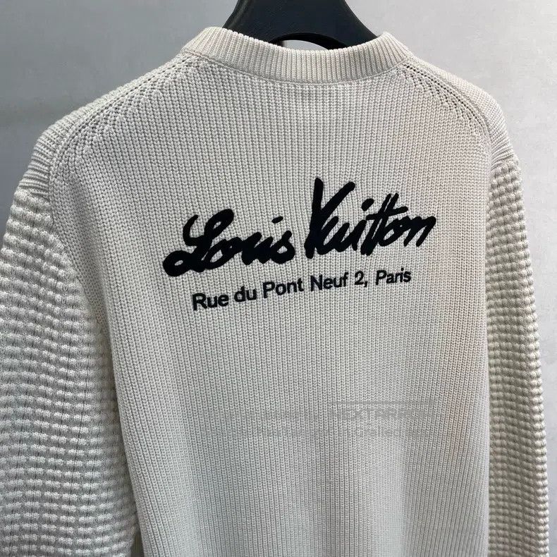 Louis Vuitton Louis Vuitton Back jacquard logo knit sweater Size US M / EU 48-50 / 2 - 3 Thumbnail