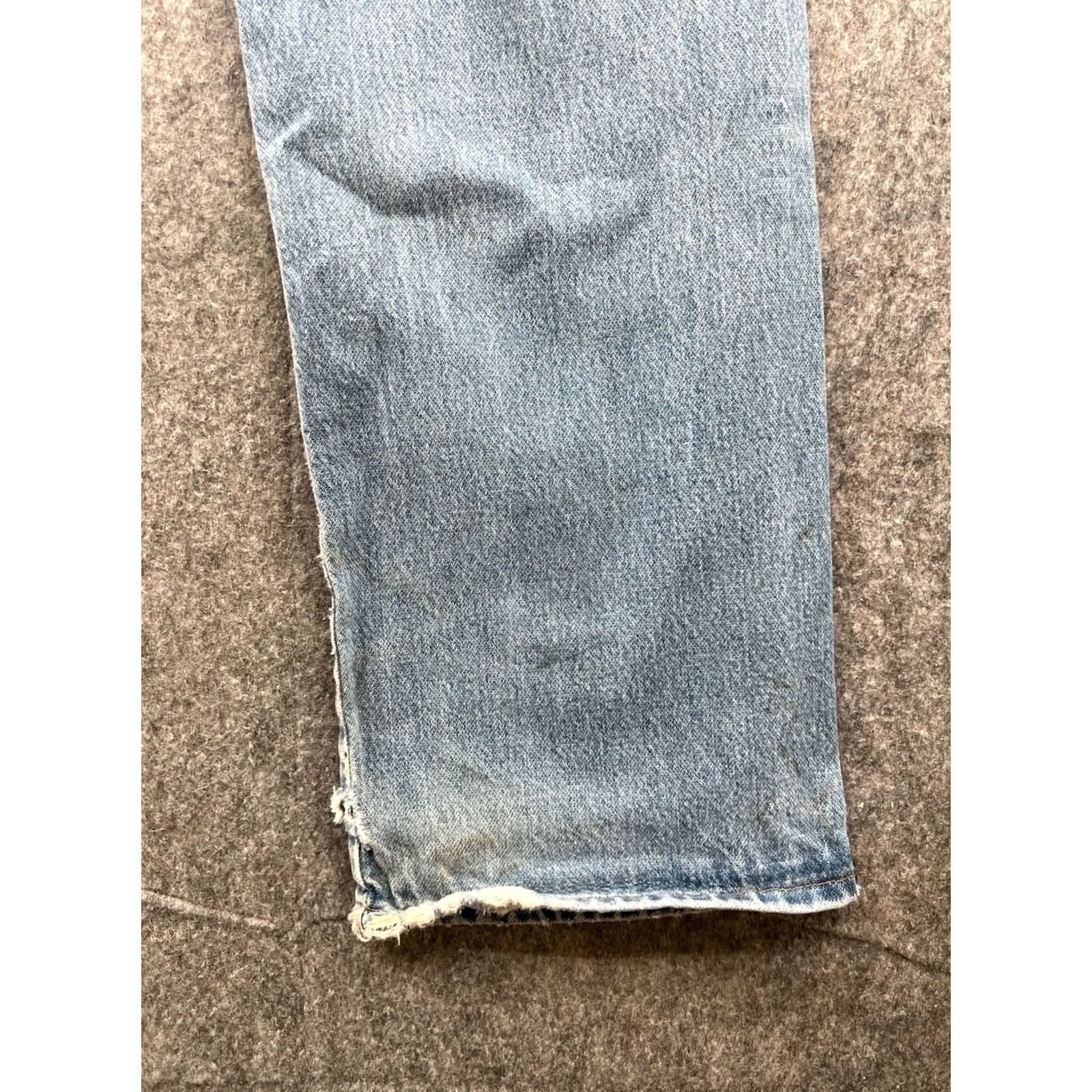 Wrangler VINTAGE Wrangler Jeans Mens Blue Straight Distressed Sz 40x32 Denim 5-Pocket Wrangler Cowboy Cut Leather Logo Button Zip Weekender? Size US 40 / EU 56 - 6 Thumbnail