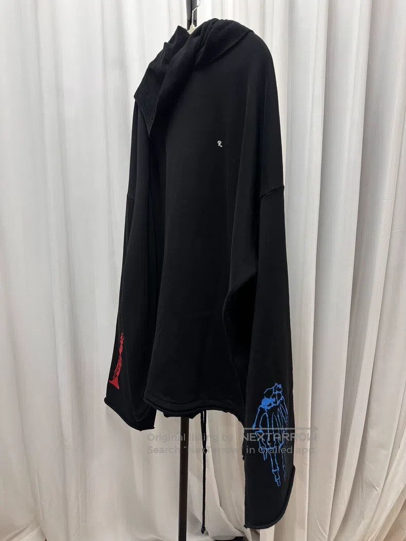 Raf Simons Raf Simons Hooded sweatshirt with a different shaped bib Size US S / EU 44-46 / 1 - 3 Thumbnail