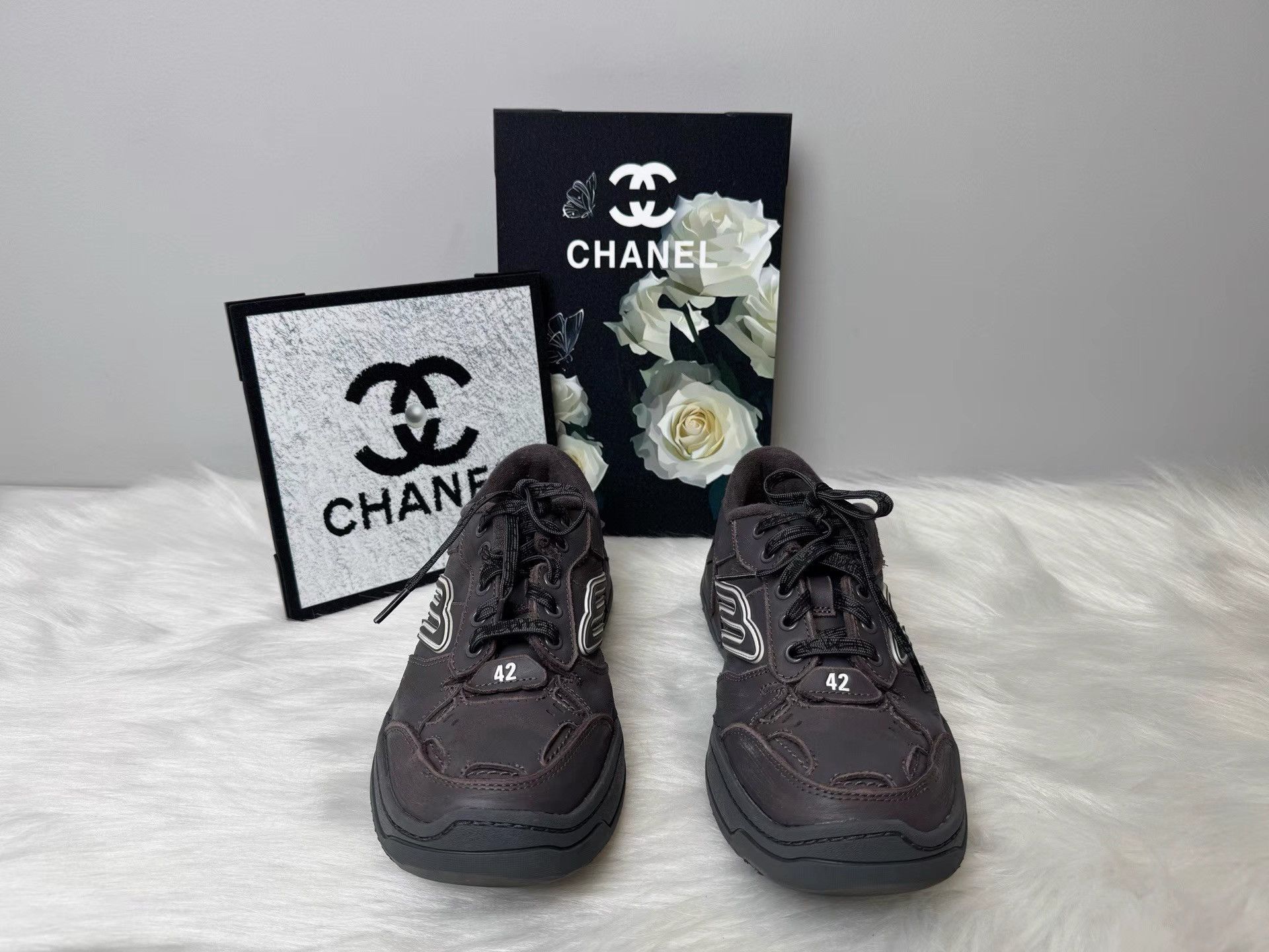 Balenciaga Balenciaga 25 Qixi Series Hamptons Worn-Out Shoes K36 Size US 9 / EU 42 - 2 Thumbnail