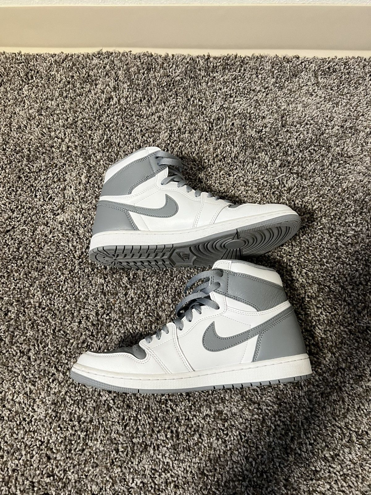 Jordan Brand × Nike Air jordan 1 high og stealth/white Size US 11 / EU 44 - 1 Thumbnail