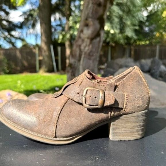Born Born Brown Leather Ankle Boots Block Heel 6.5 Bootie Women Rustic Earthy Buckle Distressed Size US 7 / IT 37 - 5 Thumbnail
