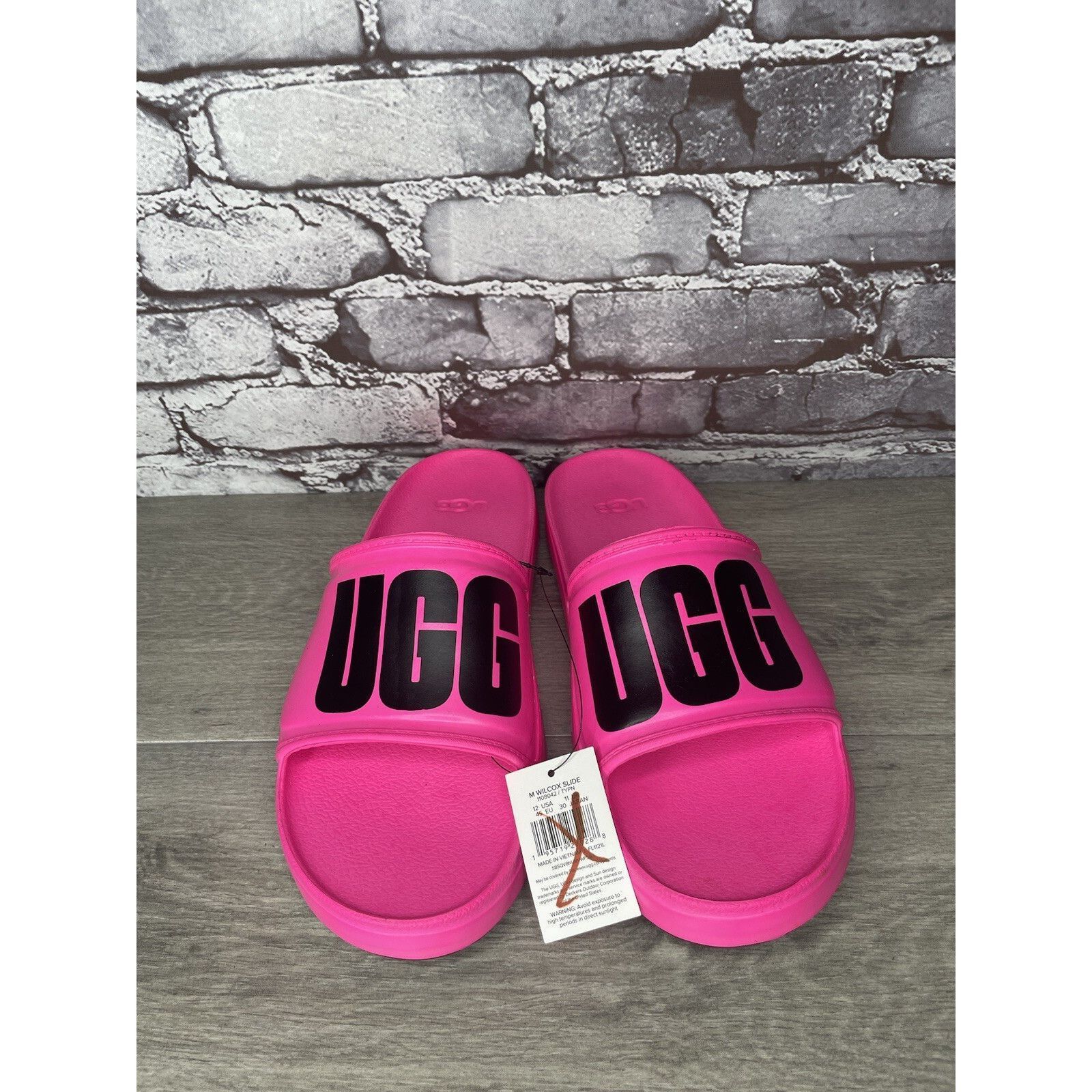 Ugg UGG WILCOX SLIDE Pink Rubber Light Waterproof Sport Sandals Size US 12 / EU 45 - 9 Thumbnail