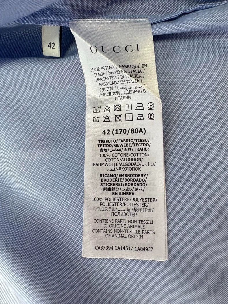 Gucci Gucci Embroidered red logo blue and white stitching short Size US XS / EU 42 / 0 - 6 Thumbnail