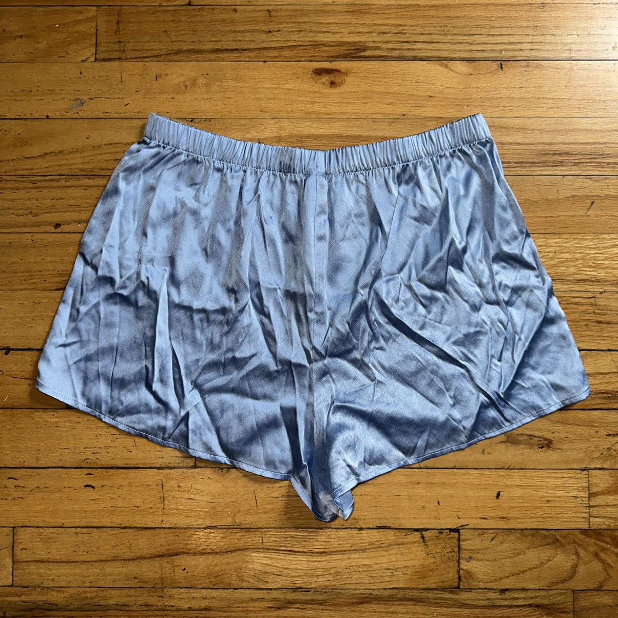 SKIMS Silk boxers NWT Size 26" / US 2 / IT 38 - 3 Thumbnail