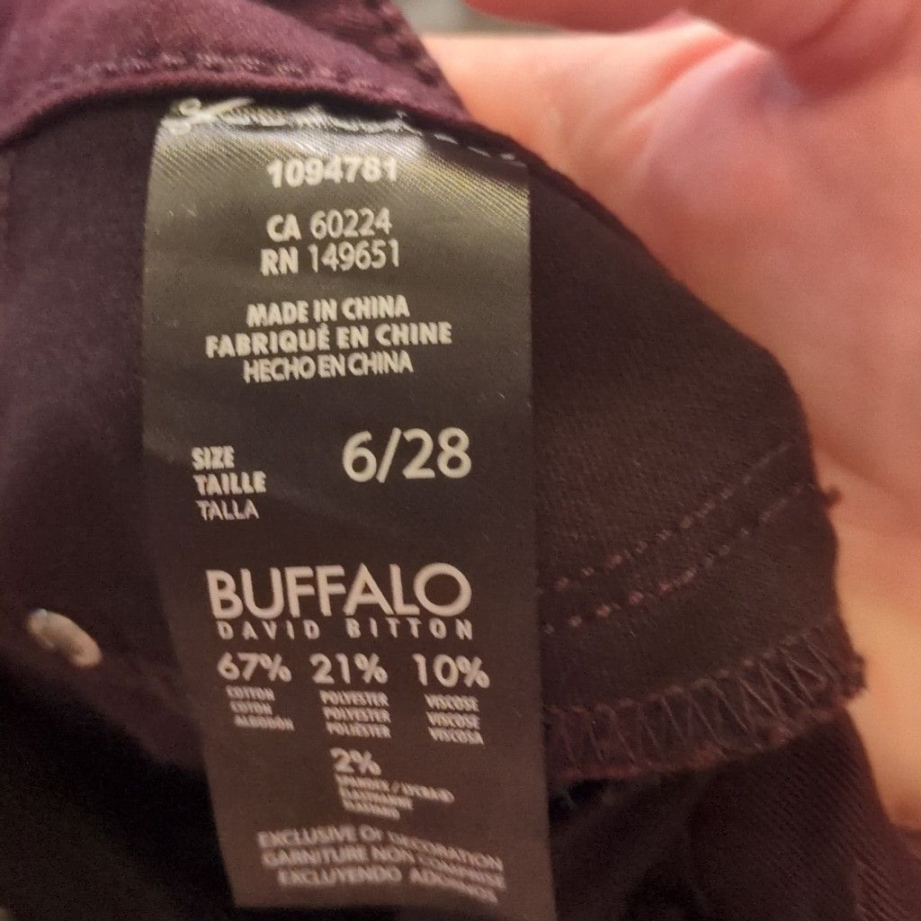 Buffalo David Bitton Buffalo David Bitton Purple Karolin Mid Rise Jegging Sz 6/28 Size 28" / US 6 / IT 42 - 4 Thumbnail