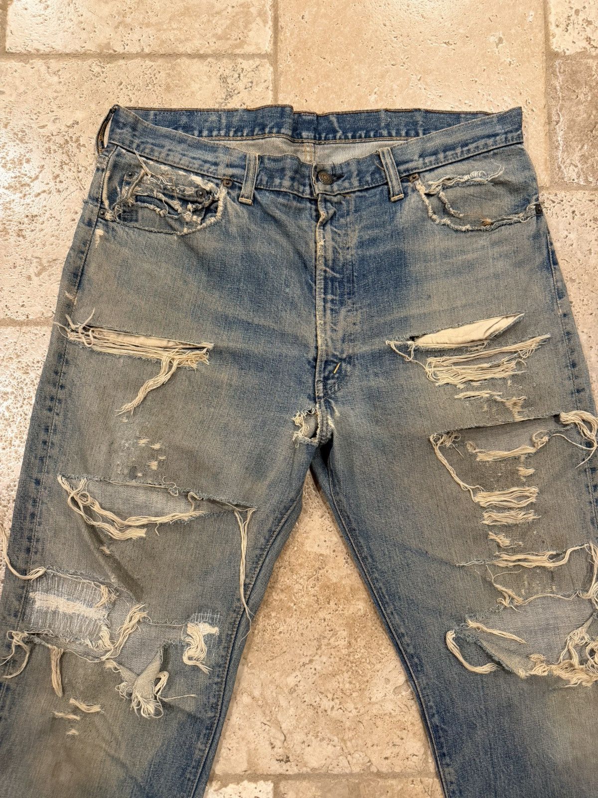 Levi's Vintage Clothing Vintage Levi’s 60’s-70’s Thrashed Blue Wash Denim Jeans Size 36 - 7 Thumbnail
