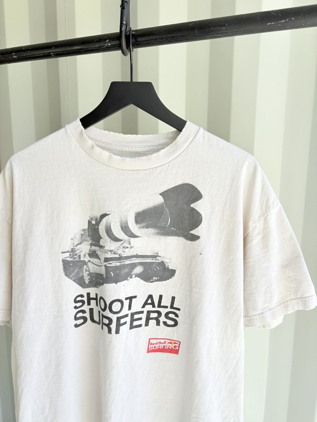 Vintage Thrashed Shoot All Surfers Faded Distressed Shirt GRUNGE Size US XL / EU 56 / 4 - 5 Thumbnail