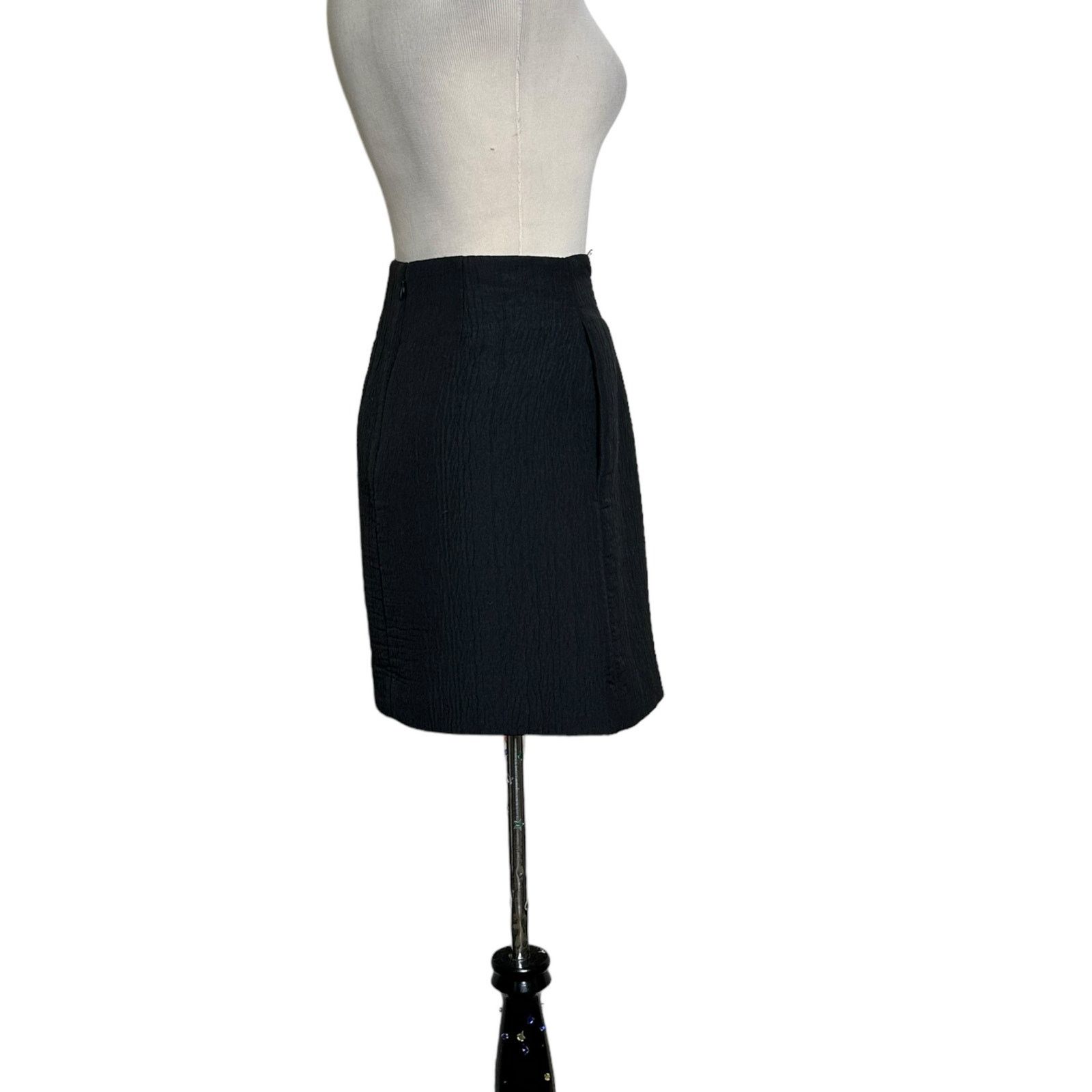 Cos COS black textured high waist mini skirt size 4 Size 27" / US 4 / IT 40 - 11 Thumbnail