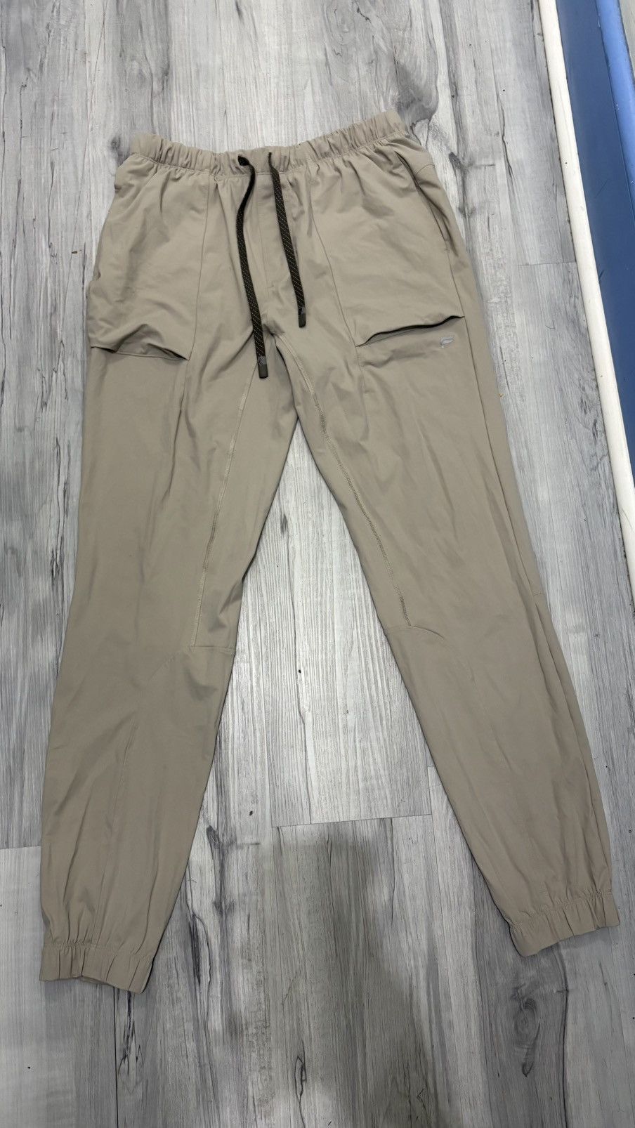 Fabletics Fabletics limited edition color (cream) Size US M / EU 48-50 / 2 - 3 Thumbnail