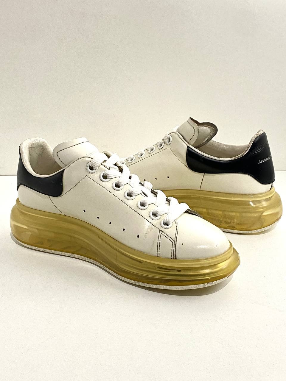 Alexander McQueen Alexander McQueen White Logo Oversize Shoes Sneakers Size US 6 / IT 36 - 9 Thumbnail