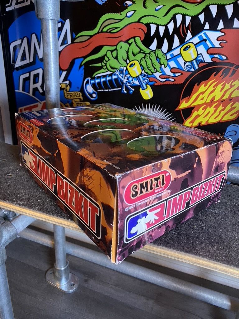 Band Tees 2001 Vintage Smiti Limp Bizkit Band Toy Playset 002 Size ONE SIZE - 8 Thumbnail