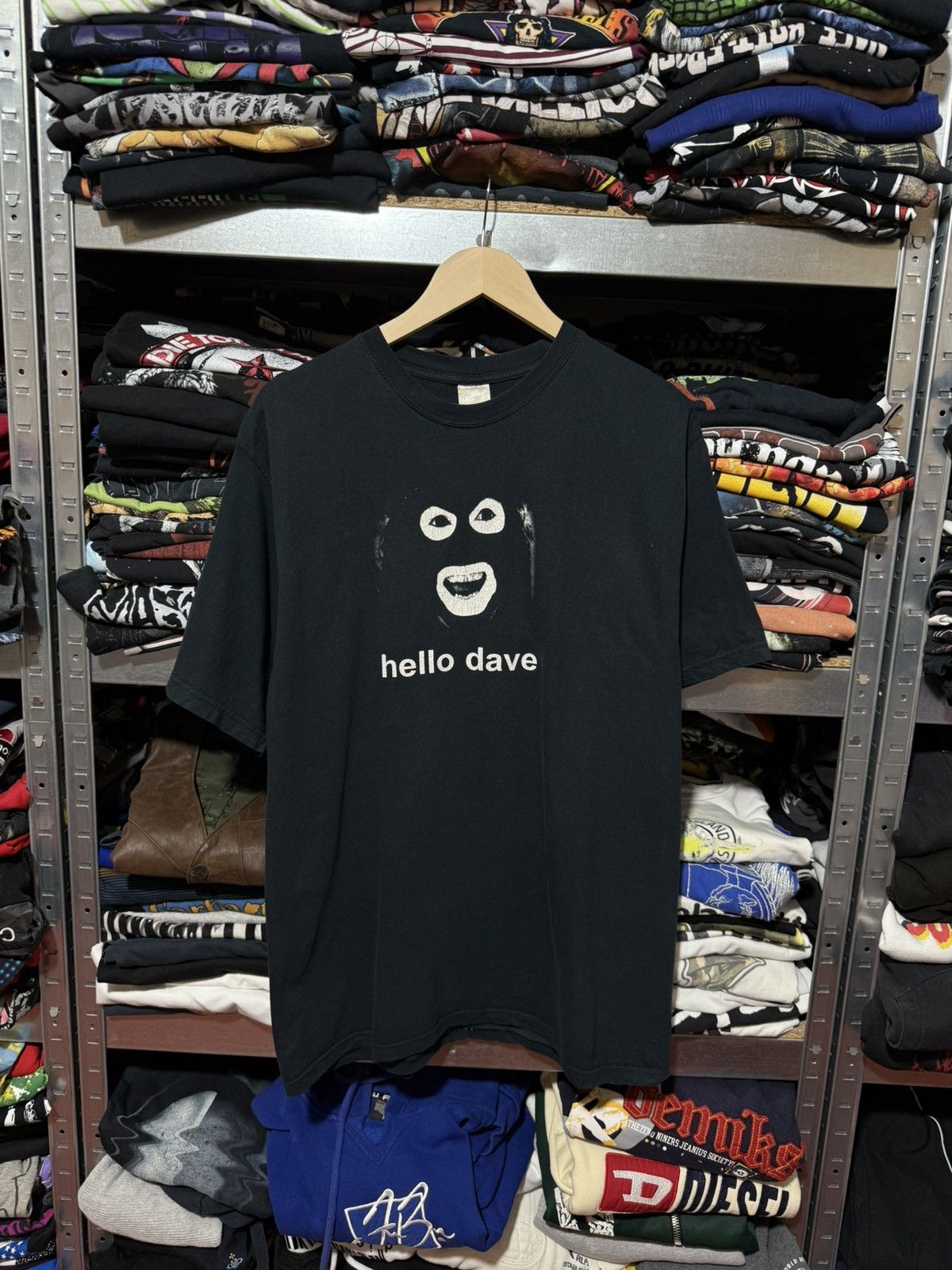 Vintage Vintage 2000s Hello Dave The League of Gentlemen BBC T-shirt Size US XL / EU 56 / 4 - 1 Thumbnail