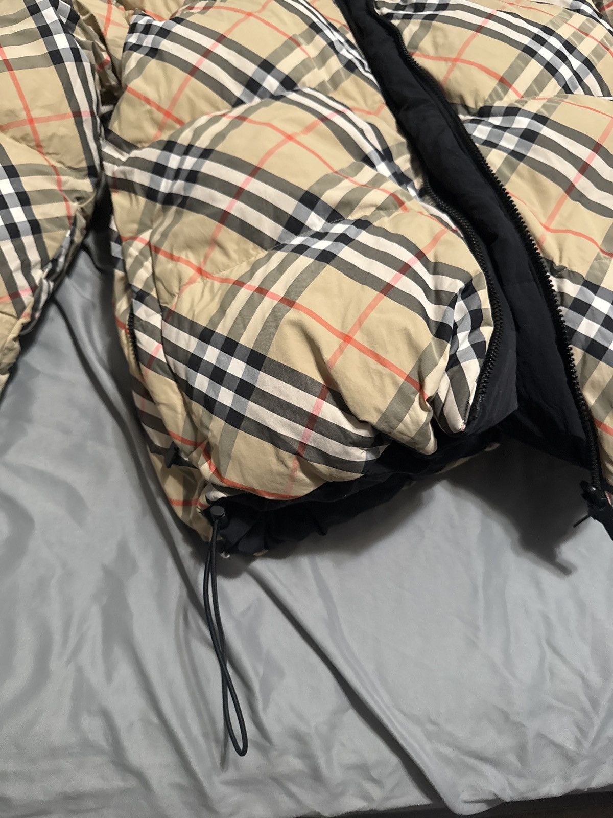 Burberry Burberry Puffer Coat Reversible and Adjustable Black/Beige Size US M / EU 48-50 / 2 - 10 Thumbnail