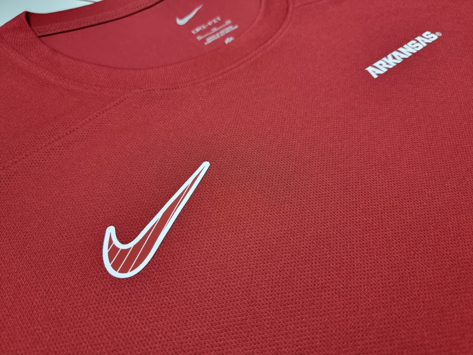 Nike new Nike sportswear coach dri-fit Arkansas jersey XL red Size US XL / EU 56 / 4 - 5 Thumbnail