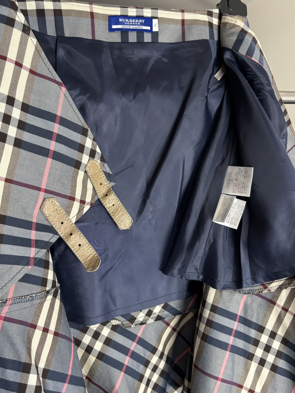 Burberry Burberry Blue Label Nova Check Skirt Japanese Vintage Rare Size 27" / US 4 / IT 40 - 7 Thumbnail