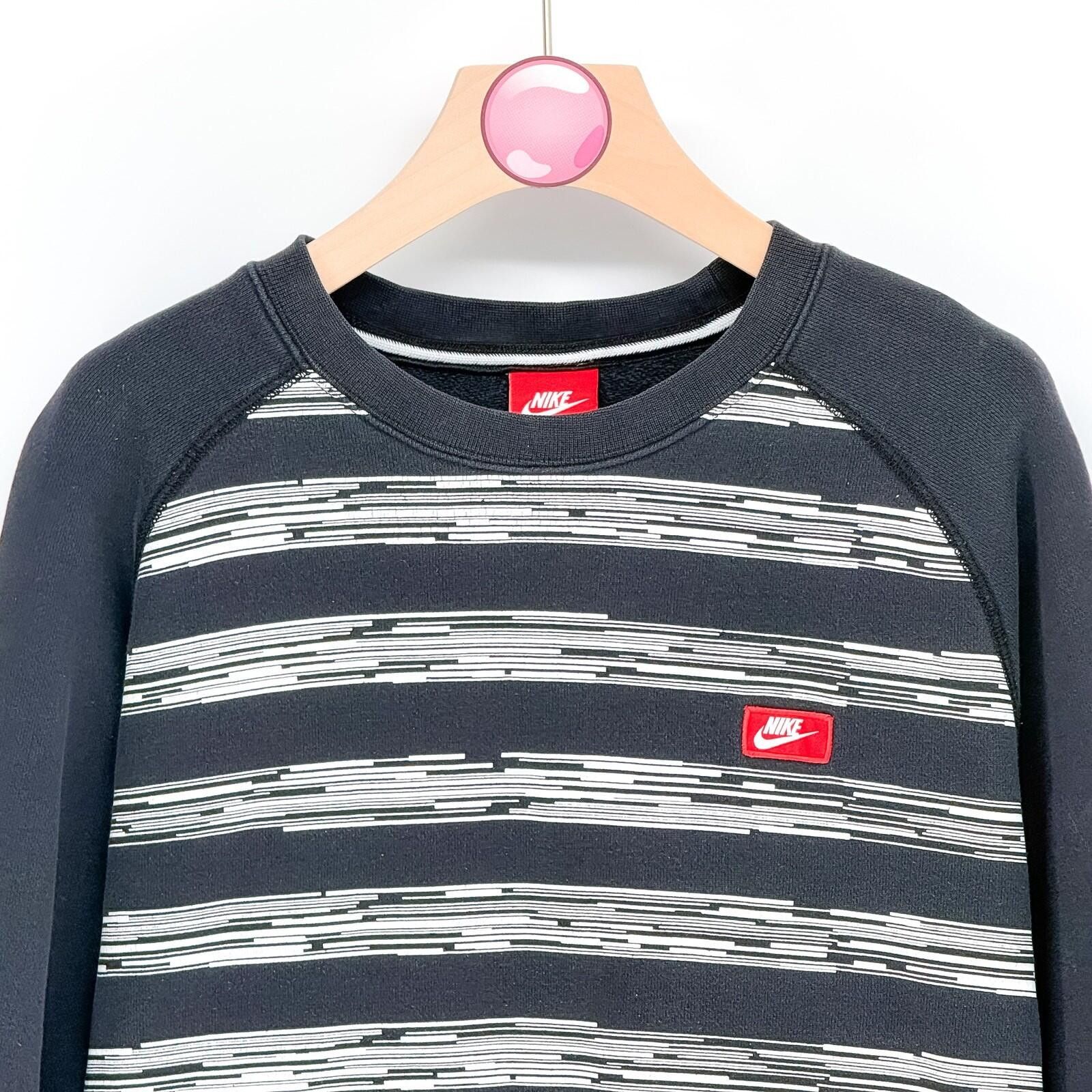 Nike Vintage Nike Static Speed Sweatshirt Y2K Streetwear Men’s XL Size US XL / EU 56 / 4 - 2 Thumbnail