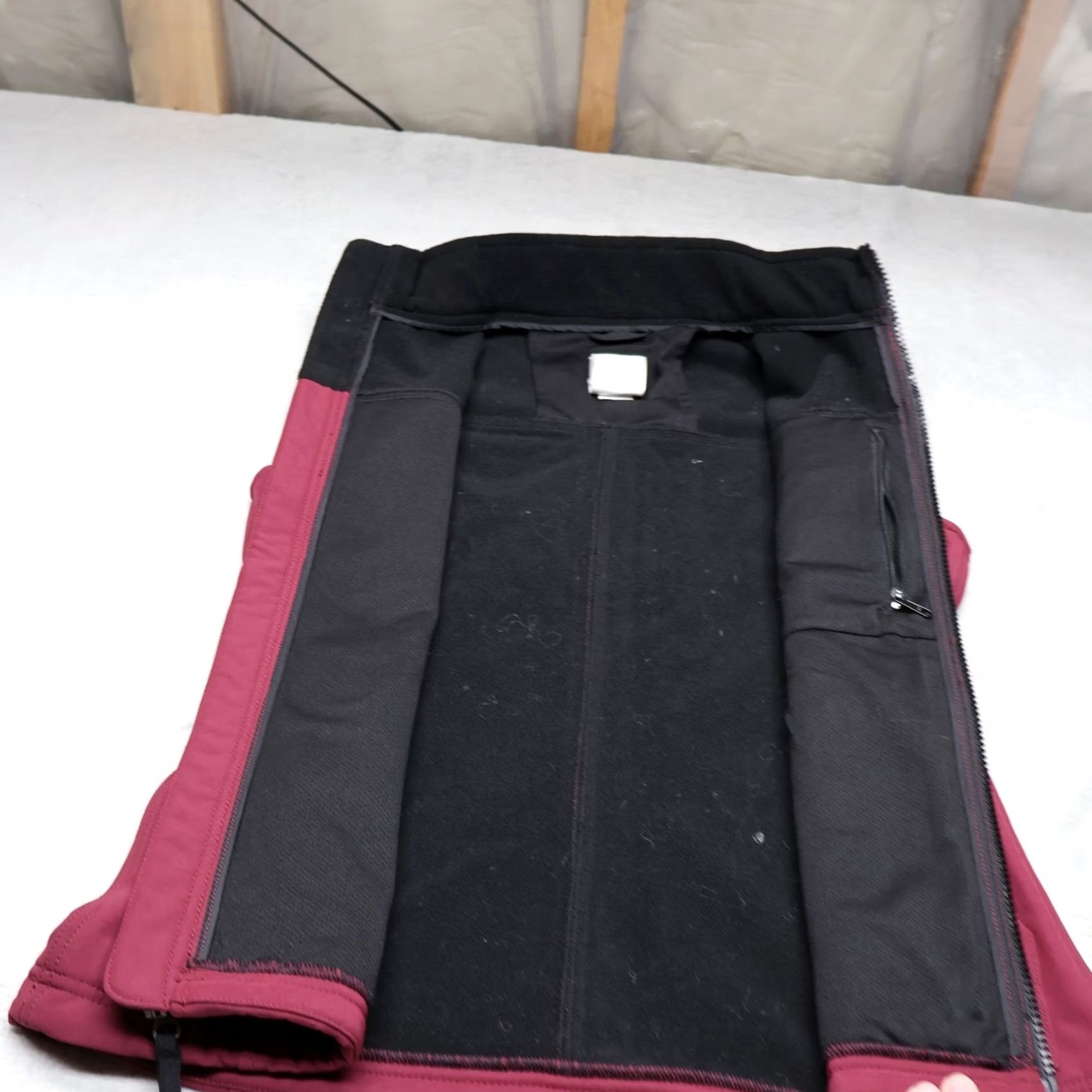 Carhartt Carhartt Vest Women Small Burgundy Softshell Fleece Lined Full Zip Utility Wind Vest Size S / US 4 / IT 40 - 5 Thumbnail